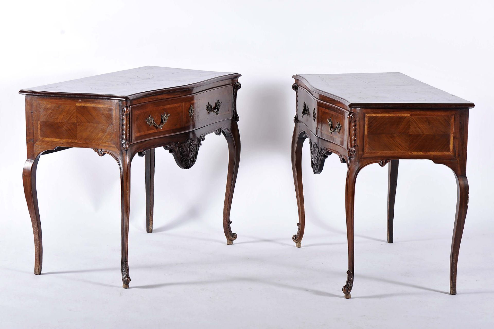 A pair of side tables - Image 2 of 3