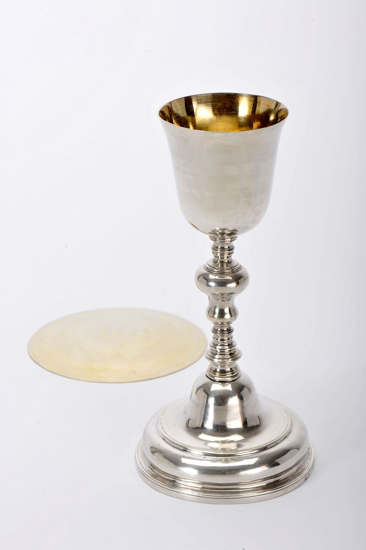 Chalice and paten - Image 2 of 3