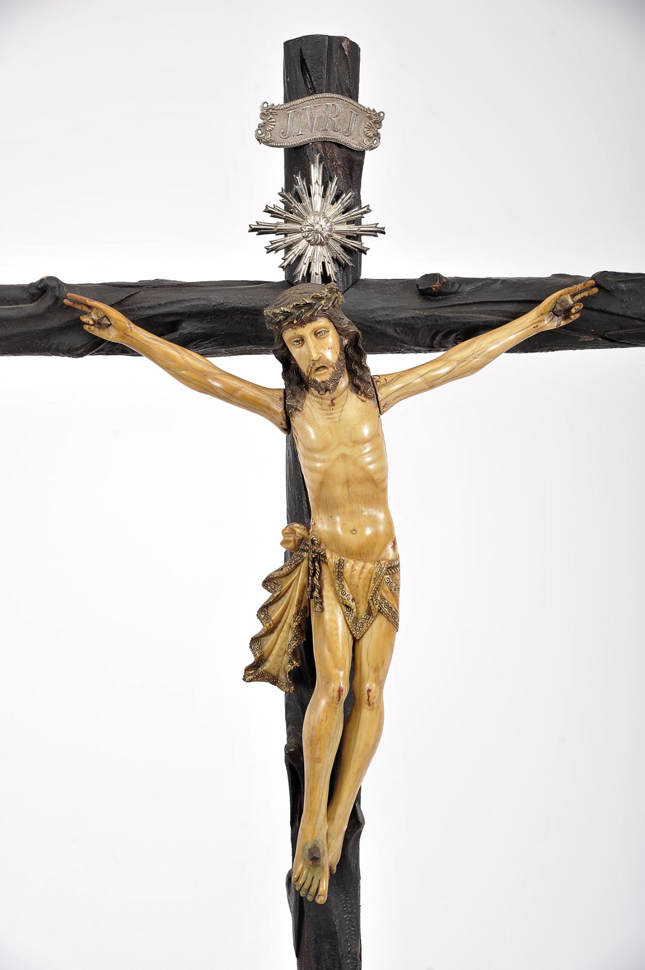 Christ crucified - Bild 2 aus 2