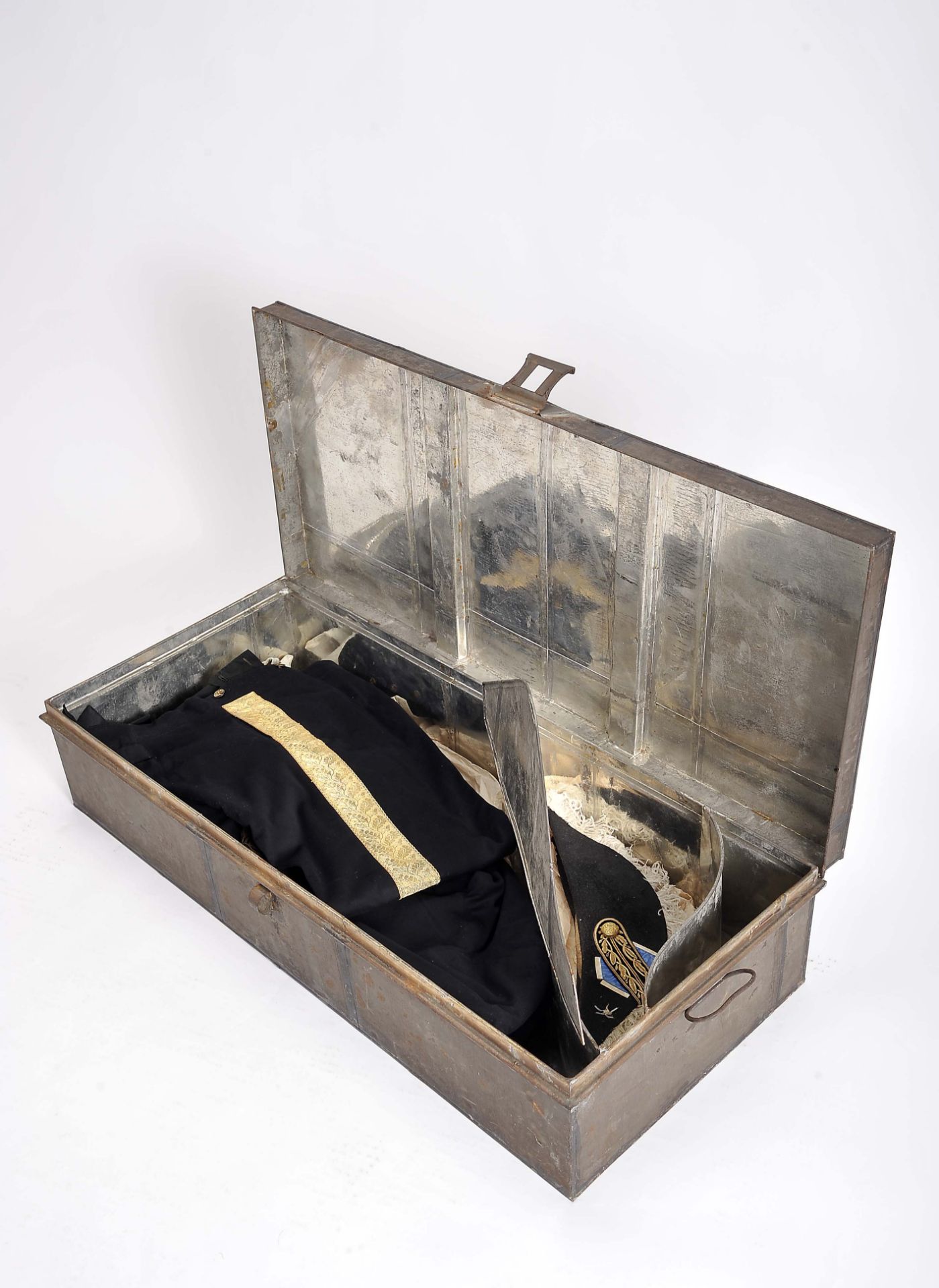 A civil dignitary uniform, circa 1870-1910 - Image 10 of 10