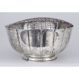 An Elizabeth II Silver Circular Rose Bowl, by Cooper Brothers & Sons, Sheffield 1972, with shaped