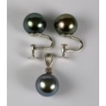 A Suite of Tahitian Pearls, Modern, 18ct white gold, earrings (screw fit) and 18ct gold and
