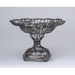 An Edward VII Silver Wirework Comport, by William Comyns & Son, London 1908, of shaped outline, with