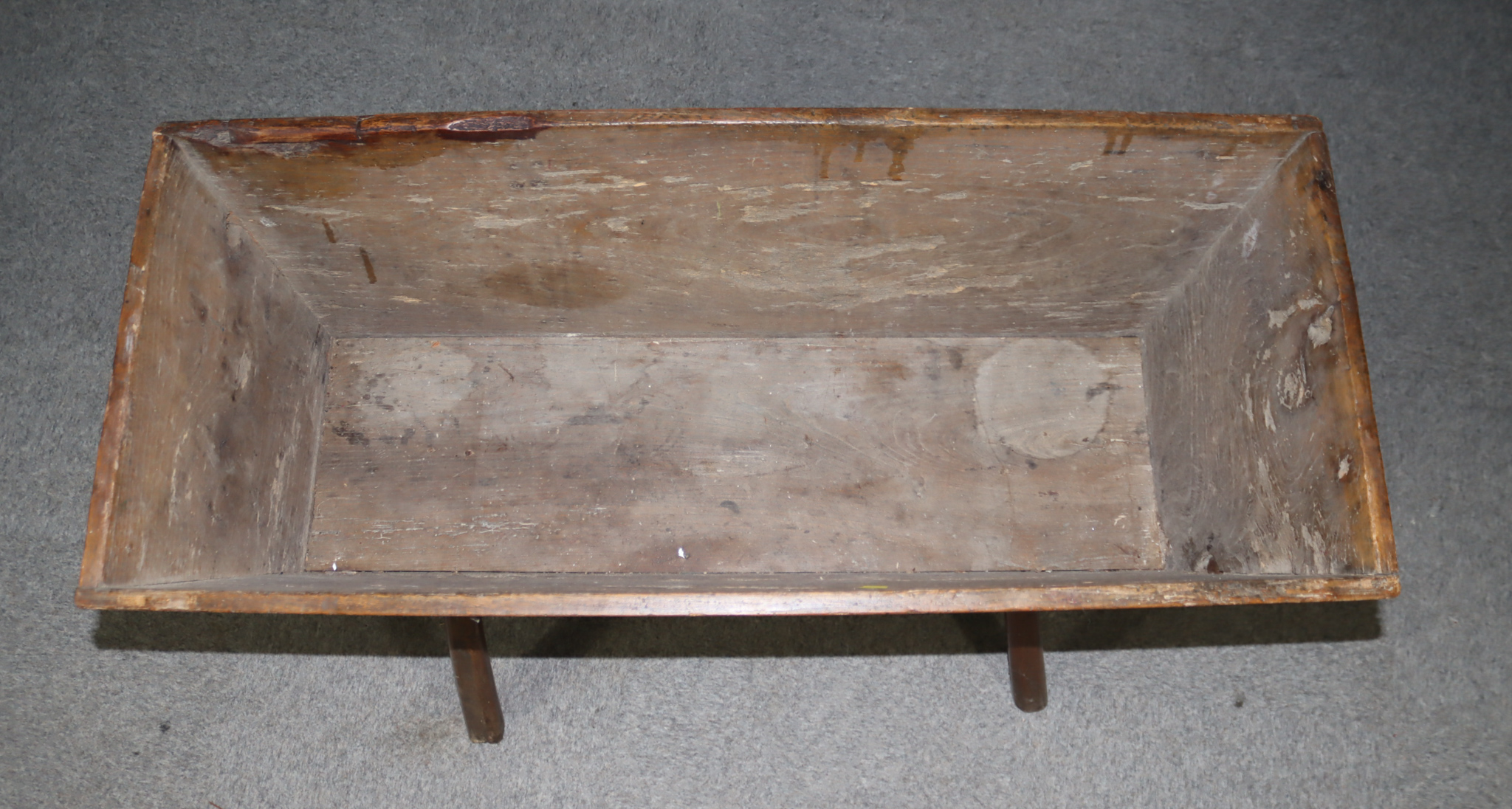 An 18th Century Elm Dough Bin, with moulded and carved edge to top, on turned and splayed legs, - Image 6 of 6