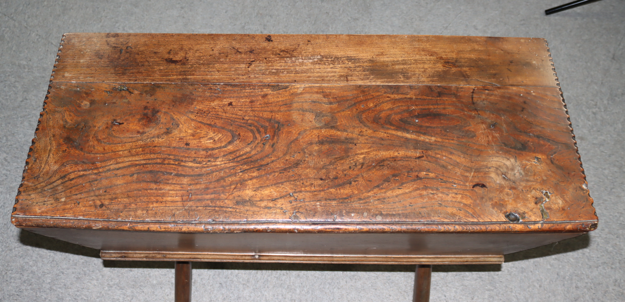 An 18th Century Elm Dough Bin, with moulded and carved edge to top, on turned and splayed legs, - Image 2 of 6