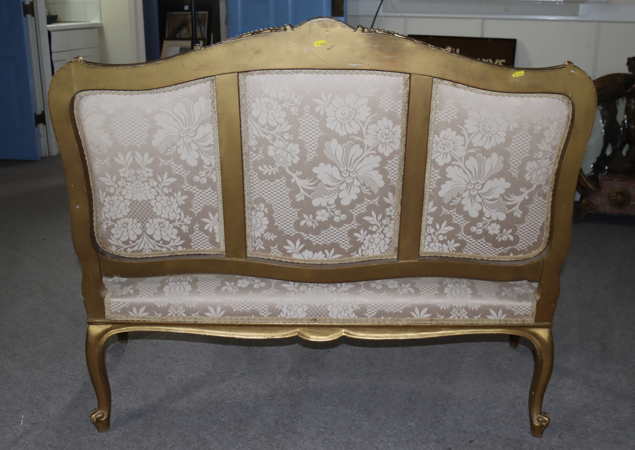 An Early 20th Century French Gilt Framed Two Seat Settee of "Louis XV" Design, with leaf carved - Image 4 of 6