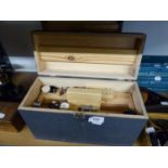 A WOODEN BOX CONTAINING VARIOUS SIZES OF DRUM HEAD GRINDING DRILL BITS AND ANOTHER BOX (EMPTY)