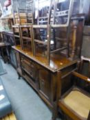 A MAHOGANY SIDEBOARD WITH RAISED BACK, HAVING CIRCULAR MIRROR, THREE CENTRE DRAWERS AND END