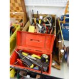A BLUE METAL CANTILEVER TOOL BOX; STANLEY MANUAL DRILL AND OTHER CONTENTS, PLUS A QUANTITY OF