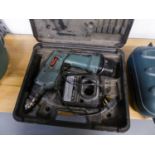 BLACK & DECKER 9.6 VOLT PROLINE BATTERY ELECTRIC DRILL, IN BLACK PLASTIC CASE