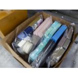 QUANTITY OF MODERN JEWELLERY BOXES FOR RINGS, BRACELETS ETC... (APPROX 120+)