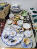 MIXED LOT OF CERAMICS, to include; HORNSEA BUD VASE, ROYAL ALBERT ?COUNTRY ROSES? OVAL DISH,