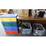 A FOUR DRAWER PLASTIC MULTICOLOURED CHEST OF DRAWERS AND A SELECTION OF CHILDREN'S TOYS, MAINLY