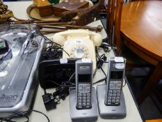 PAIR OF BT SYERGY 6500 QUAD ADDITONAL HANDSETS WITH CHARGING DOCKS, AND  A BT HOME HUB 3.0