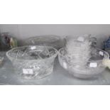 FOUR HEAVY GLASS FRUIT BOWLS AND AN ETCHED DESERT BOWL AND FIVE MATCHING DISHES (10)