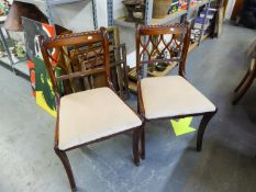 REGENCY STYLE DARK MAHOGANY OVAL PEMBROKE DINING TABLE, ON VASE SHAPED COLUMN AND REEDED QUARTETTE