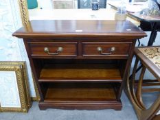 A MAHOGANY SMALL TWO-TIER OPEN BOOKCASE, WITH TWO DRAWERS ABOVE