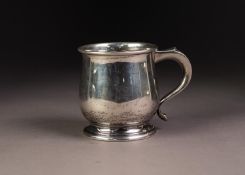 GEORGE V PLAIN SILVER CHRISTENING MUG BY ADIE BROTHERS, of bellied form with scroll handle and