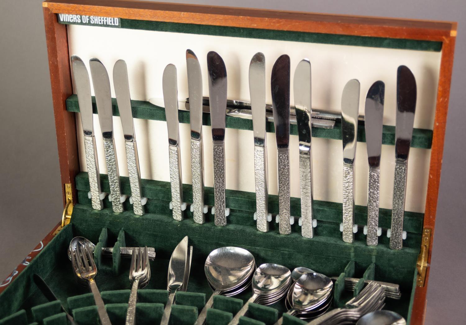 CANTEEN OF STYLISH VINERS TABLE CUTLERY FOR SIX PERSONS, with later additions, 76 pieces in total, - Image 2 of 3