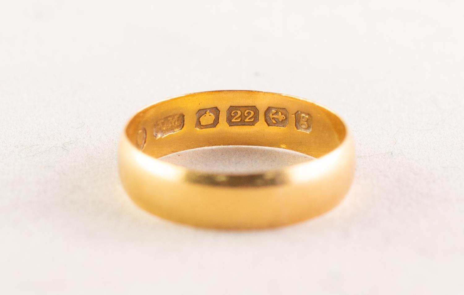 EDWARDIAN 22ct GOLD BROAD WEDDING RING, Birmingham 1906, 2.5gms, ring size L/M - Image 2 of 3