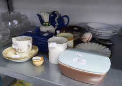 SMALL MIXED LOT OF NINETEENTH CENTURY AND LATER CERAMICS, including: PARAGON CHINA ROYAL