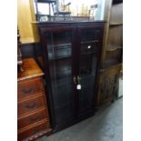 A MAHOGANY DWARF DISPLAY CABINET WITH TWO GLAZED DOORS, 2?1? WIDE