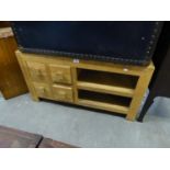 CHUNKY OAK COFFEE TABLE, HAVING FOUR SMALL DRAWERS AND OPEN COMPARTMENTS, 54cm high x 100cm wide x