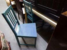 MODERN KITCHEN DINING TABLE AND A SET OF FOUR DINING CHAIRS IN BLUE (5)
