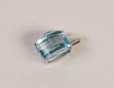 ART DECO STYLE HALLMARKED 9ct WHITE GOLD PENDANT set with a rounded oblong BLUE TOPAZ, 3/4in (2cm)