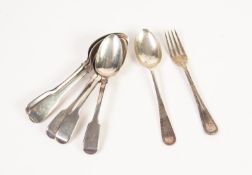 * FIVE MATCHED EARLY 19th CENTURY FIDDLE HANDLE TEASPOONS, all with initial E (3 + 2); a CHILD'S