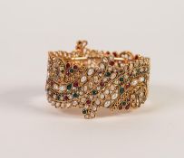 INDIAN GOLD PLATED BROAD HINGE-OPENING BANGLE, wire pattern and collet set with imitation pearls and