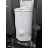 A WHITE KNIGHT SPIN DRYER