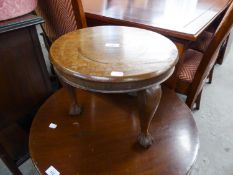 MAHOGANY CIRCULAR LOW JARDINIERE STAND, ON THREE CABRIOLE LEGS WITH CLAW AND BALL FEET, 1ft2in (35.