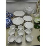 CHINESE WHITE PORCELAIN DINNER AND TEA SERVICE WITH GILT LINE DECORATION, FOR 8 PERSONS, 40