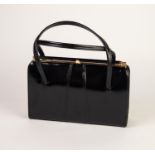 VINTAGE LADY'S BLACK LEATHER HANDBAG, the gold plated mount stamped Elbeif, England, 10 1/4in (26cm)