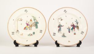 A PAIR OF EARLY TWENTIETH CENTURY WORCESTER PORCELAIN PLATES, each printed and enamelled with