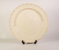 A LARGE LATE EIGHTEENTH CENTURY STAFFORSHIRE CREAMWARE SERVING PLATE, with feather moulded scalloped