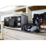 MORPHY RICHARDS MICROWAVE OVEN, AN ELECTRIC KETTLE, A PORTABLE CD PLAYER AND A WALKMAN TAPE