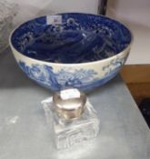 A COPELAND SPODE ITALIAN PATTERN BLUE AND WHITE POTTERY BOWL AND A PRESSED GLASS ELECTROPLATE TOPPED