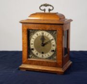 GEORGIAN STYLE MAHOGANY BRACKET CLOCK, the 5? brass dial with silvered chapter ring, matted centre