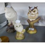 AYNSLEY BISQUE PORCELAIN MODEL OF A ?SCOPS OWL?, 7 ¼? (BASE CHIPPED); A ?SNOWY OWL?, DESIGNED BY