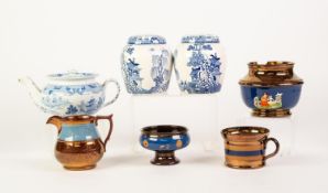 NINETEENTH CENTURY SPODE BLUE AND WHITE WILLOW PATTERN POTTERY SMALL TEAPOT AND COVER, of typical