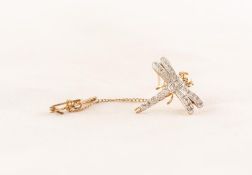 TINY 9ct GOLD AND DIAMOND ILLUSION SET DRAGONFLY BROOCH, with safety chain, 2gms gross