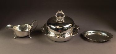 ELECTROPLATED SAUCE BOAT AND STAND BY VINERS, with cyma borders, together with an ELECTROPLATED