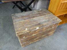 PINE PANELLED BEDDING BOX/CHEST/TRUNK