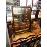 VICTORIAN MAHOGANY LARGE TOILET MIRROR, THE OBLONG PLATE IN A MOULDED FRAME, FLANKED BY SCROLL