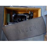 SINGER VINTAGE MANUAL PORTABLE SEWING MACHINE WITH FOOT CONTROL IN FIBRE CASE