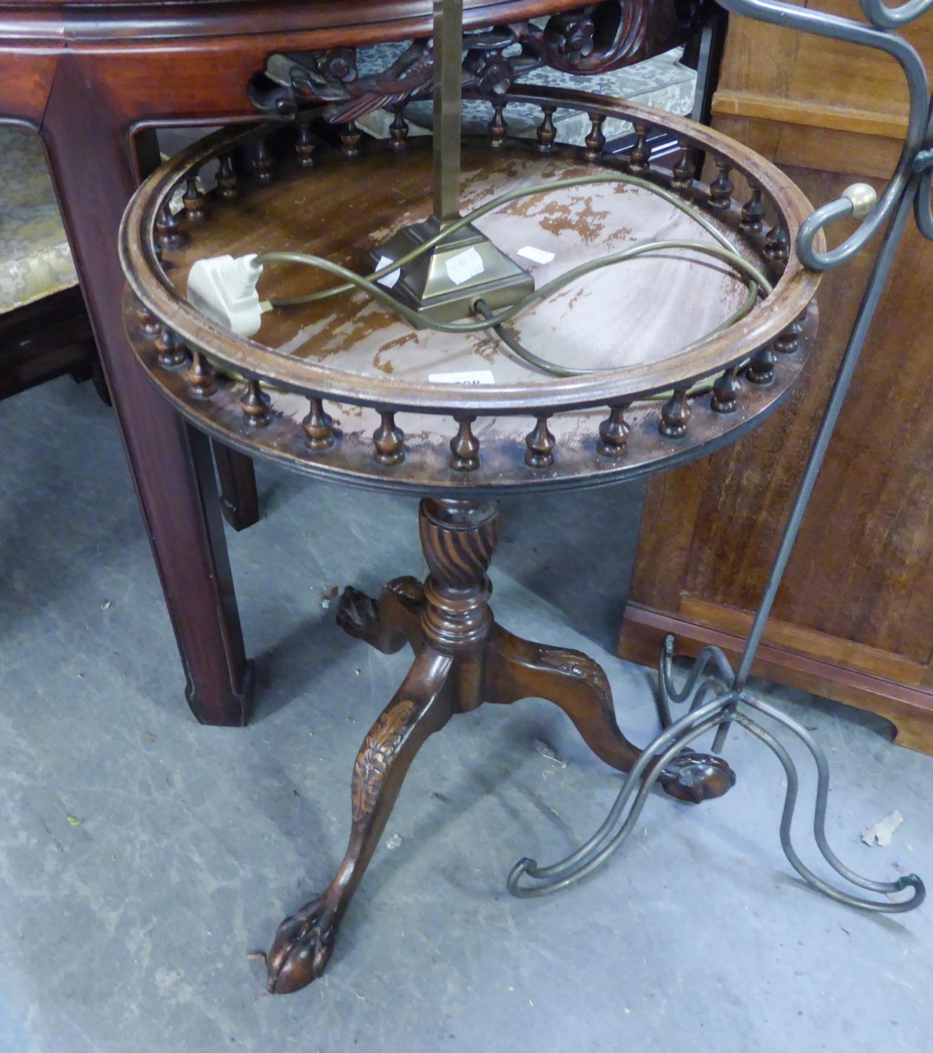 GEORGE III STYLE MAHOGANY CIRCULAR TRIPOD TABLE, WITH SPINDLED GALLERY BORDER, ON COLUMN AND