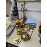 MIXED LOT TO INCLUDE A COPPER KETTLE, A BRASS FIRE COMPANION SET, TWO BRASS TRIVETS; THREE