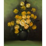 SUZANNE (MODERN) OIL ON CANVAS Vase of yellow roses Signed 24in x 19 1/2in (61 x 49.5cm)